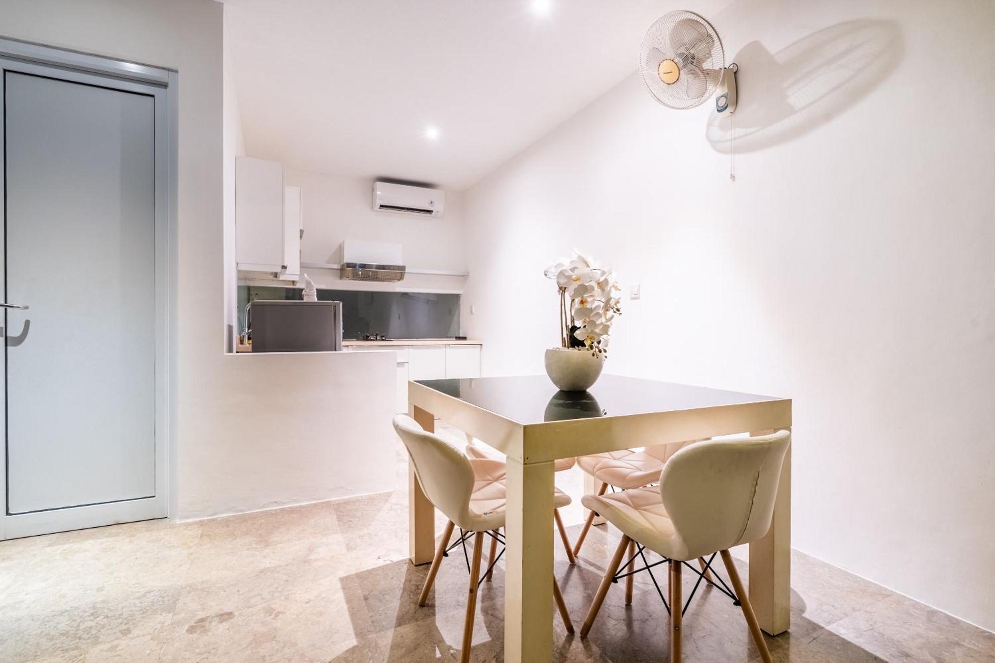 Bali Yarra Villas - Seminyak Екстериор снимка